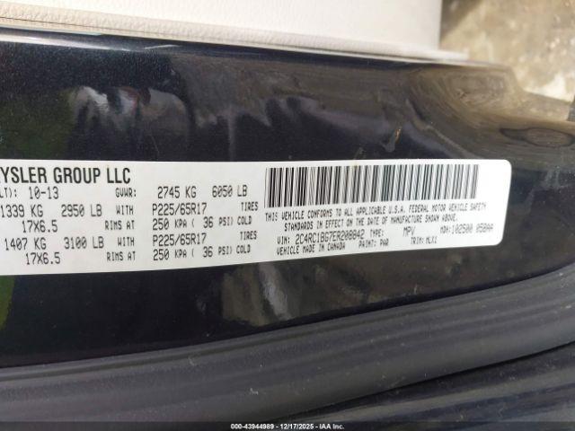 Chrysler Town & Country Touring Image 6