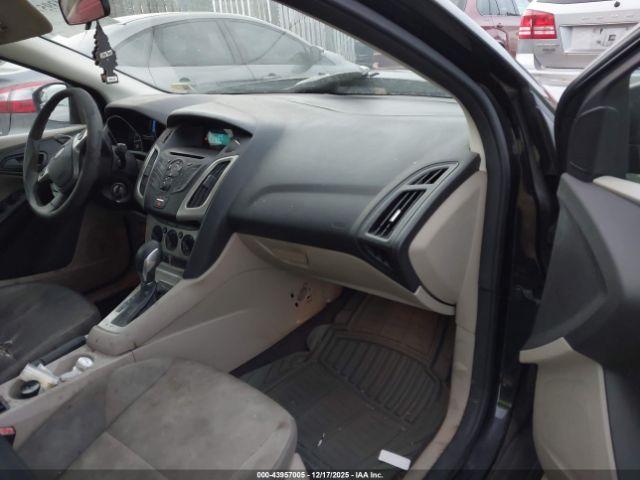 Ford Focus Se Image 8