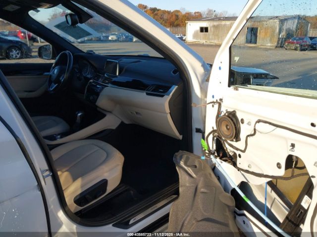 BMW X Series Xdrive28i Image 18