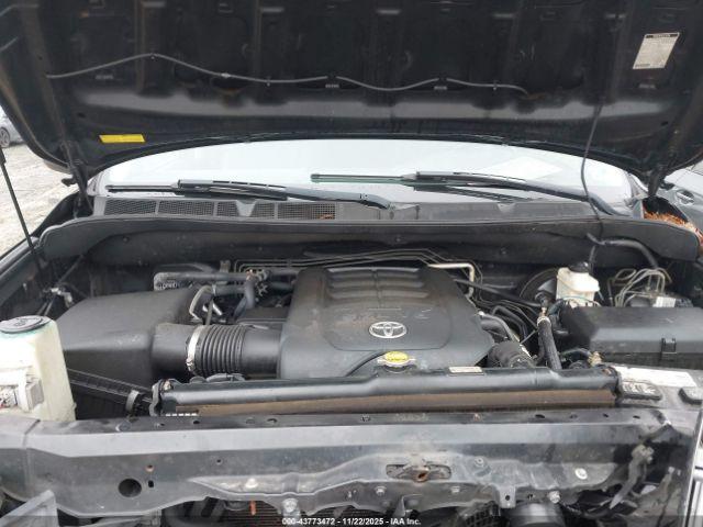 Toyota Sequoia Platinum 5.7l V8 Image 6