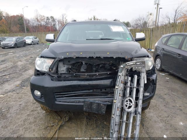 Toyota Sequoia Platinum 5.7l V8 Image 8