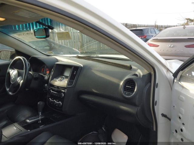 Nissan Maxima 3.5 Sv Image 10