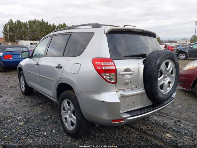 Toyota RAV4 Image 6