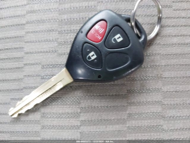 Toyota RAV4 Image 13