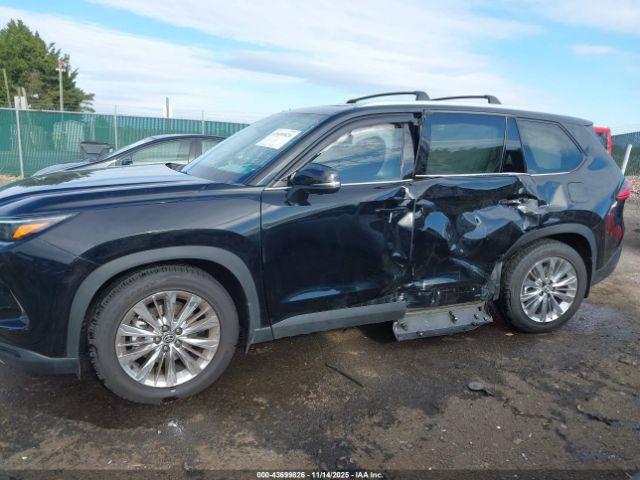 Toyota Grand Highlander Platinum Image 16