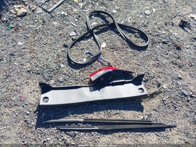 Toyota Corolla Hybrid Le Image 16