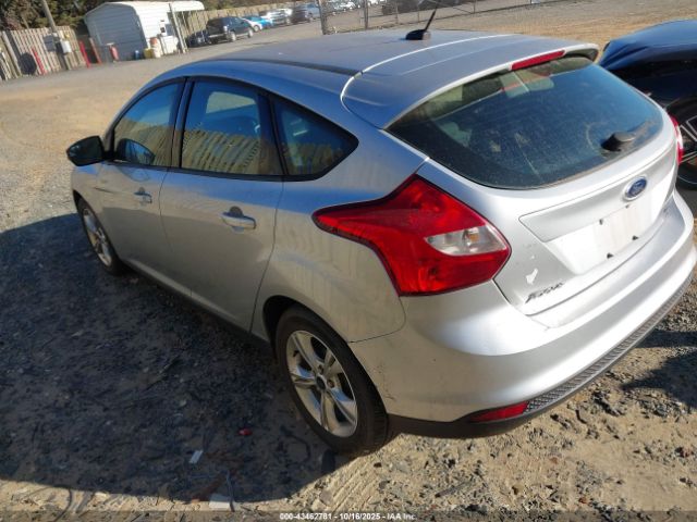 Ford Focus Se Image 11