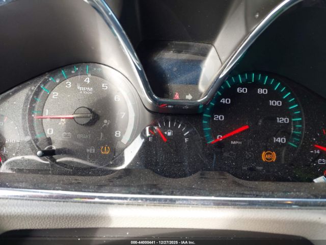 Chevrolet Traverse Ls Image 8