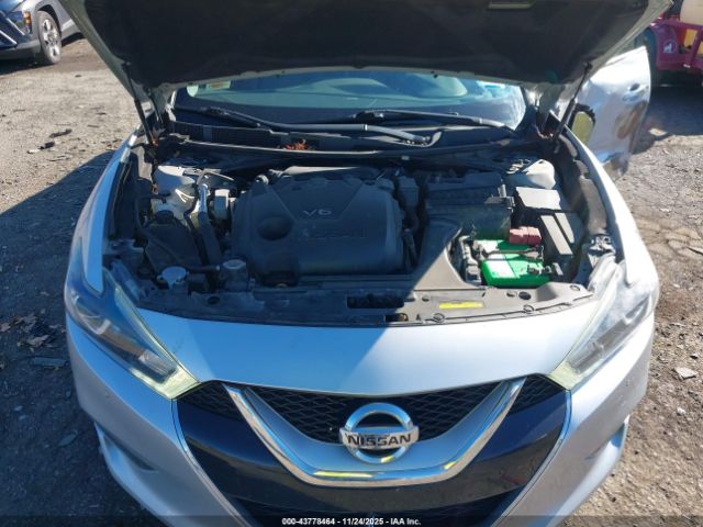 Nissan Maxima 3.5 Platinum Image 12