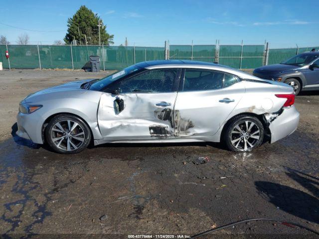 Nissan Maxima 3.5 Platinum Image 11