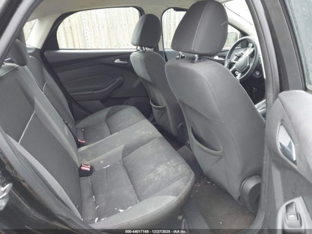 Ford Focus Se Image 7