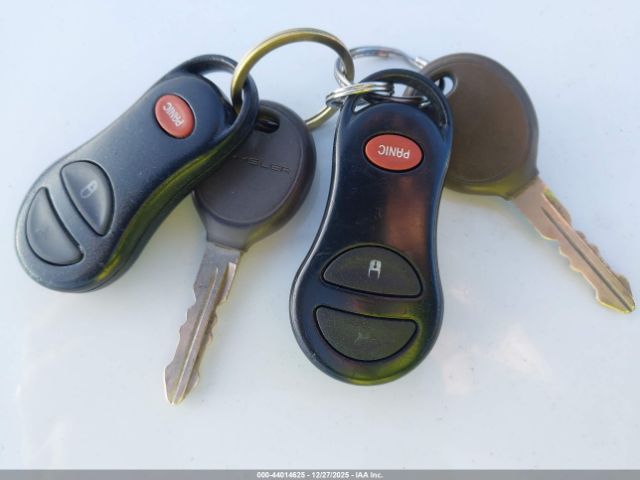 Chrysler PT Cruiser Limited Image 2