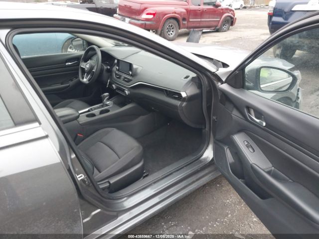 Nissan Altima S Fwd Image 7