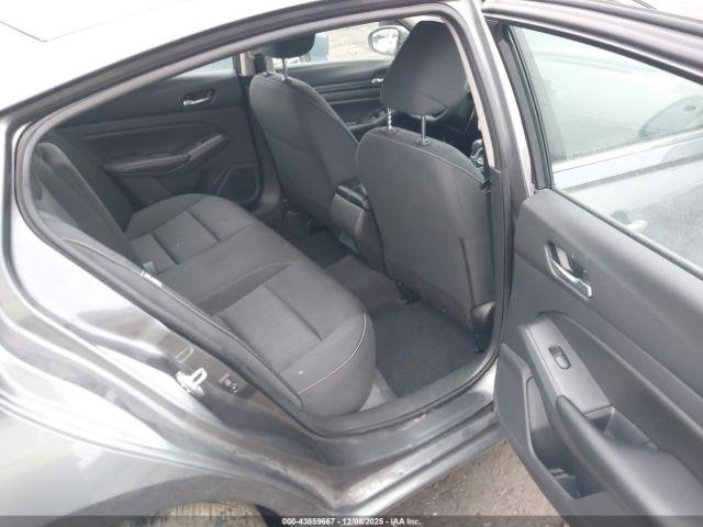 Nissan Altima S Fwd Image 6