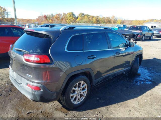 Jeep Cherokee Latitude Image 6