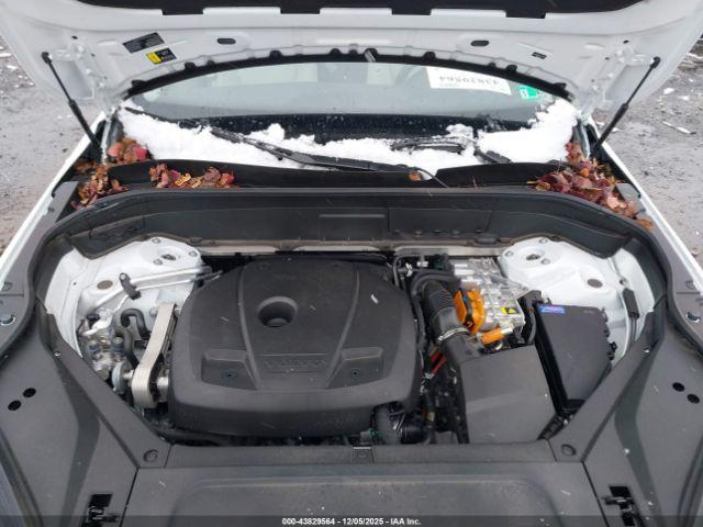 Volvo Xc90 Plug-in Hybrid T8 Plus 7-seater Image 9