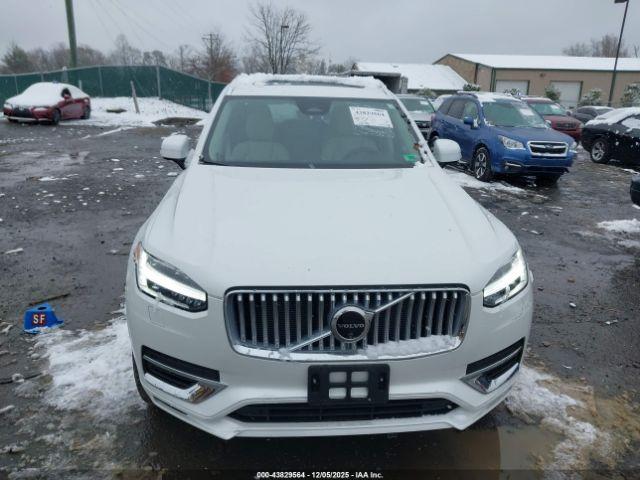 Volvo Xc90 Plug-in Hybrid T8 Plus 7-seater Image 18