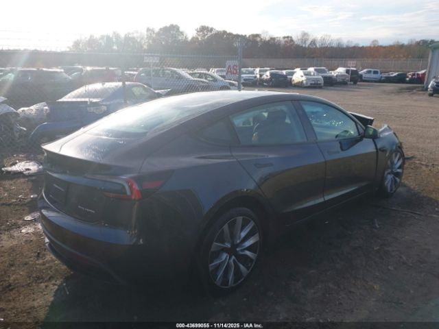 Tesla Model 3 Long Range Dual Motor All-wheel Drive Image 4