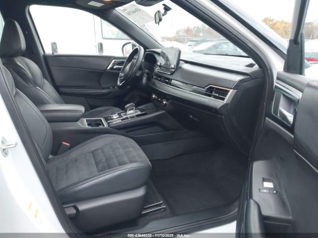 Mitsubishi Outlander Se Black Edition S-awc Image 9