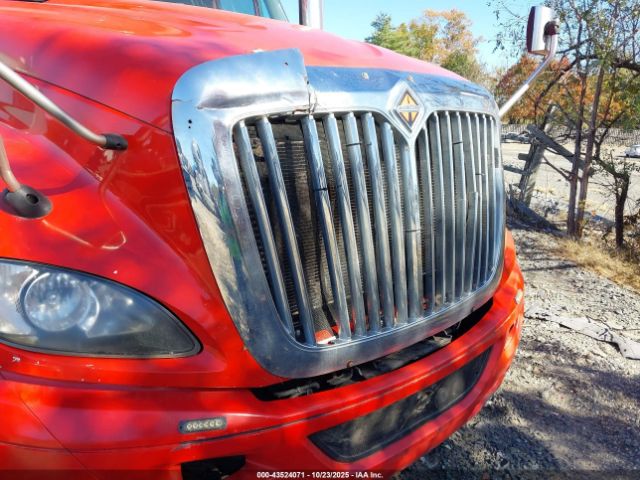 International Prostar+ Image 14