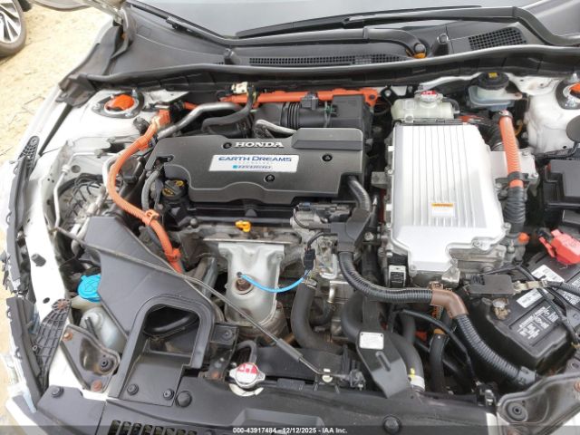 Honda Accord Touring Image 5