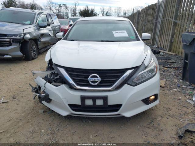 Nissan Altima 2.5 Sl Image 9