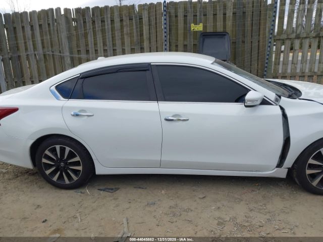 Nissan Altima 2.5 Sl Image 10