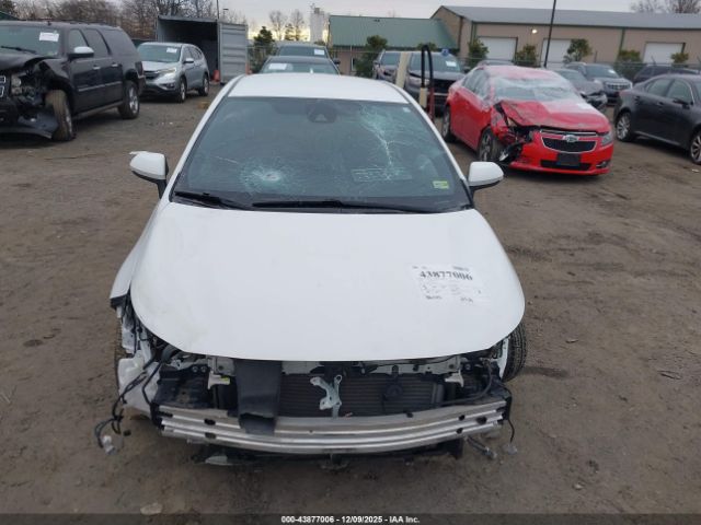 Toyota Corolla Se Image 10