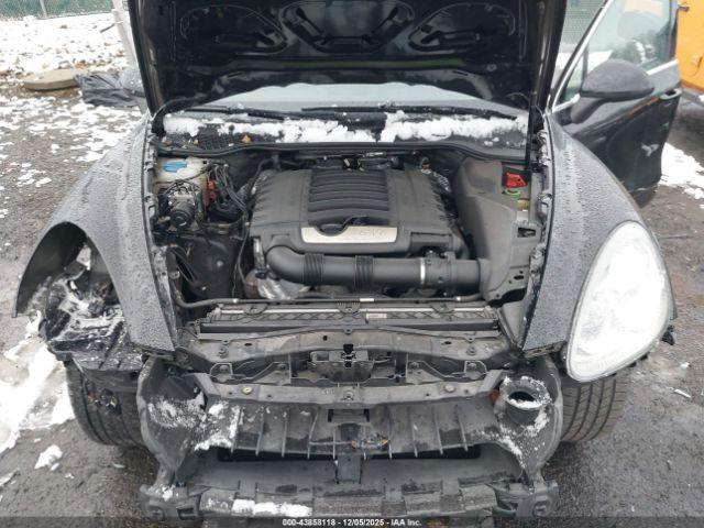 Porsche Cayenne Image 15