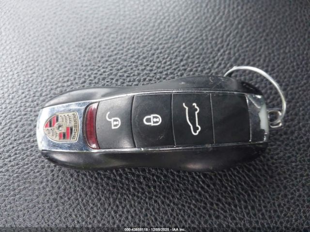 Porsche Cayenne Image 8