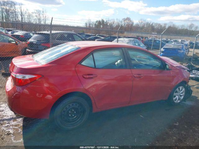 Toyota Corolla Le Image 9