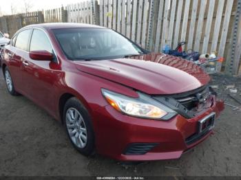  Salvage Nissan Altima
