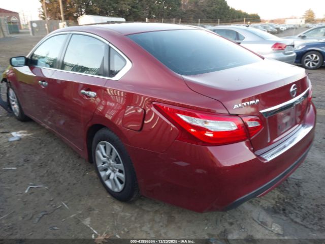 Nissan Altima 2.5 S Image 3