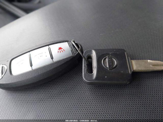 Nissan Frontier Sv 4x4 Image 7