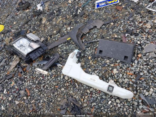 Nissan Frontier Sv 4x4 Image 14