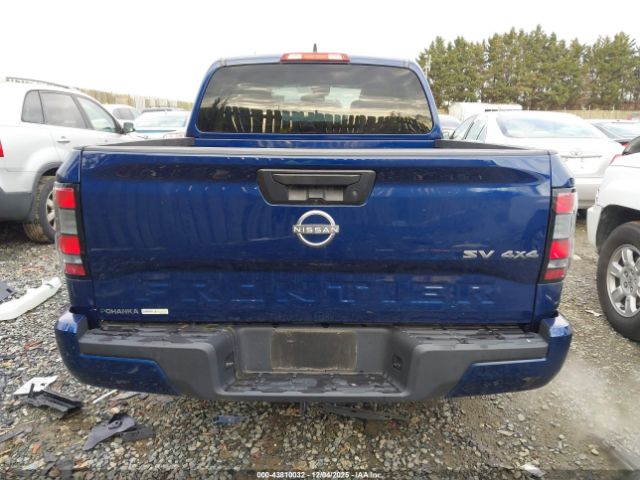 Nissan Frontier Sv 4x4 Image 9