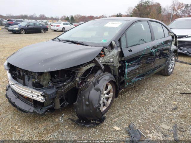 Toyota Corolla Le Image 2