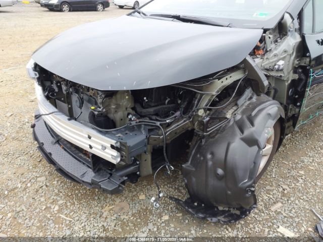 Toyota Corolla Le Image 8