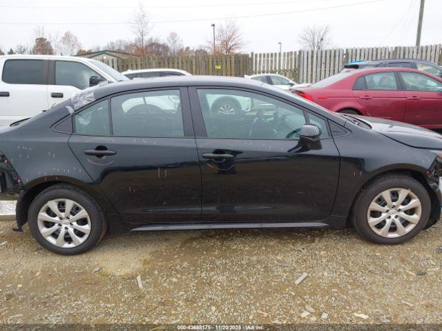 Toyota Corolla Le Image 17