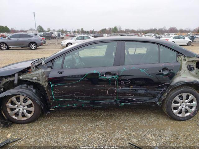 Toyota Corolla Le Image 7