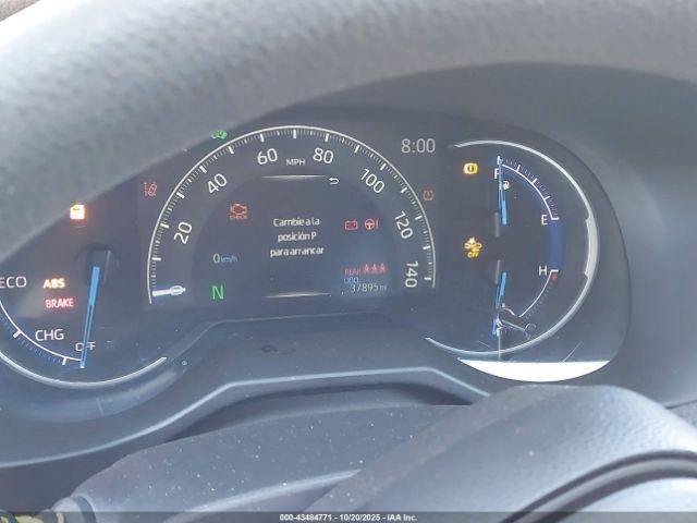 Toyota RAV4 Le Image 5