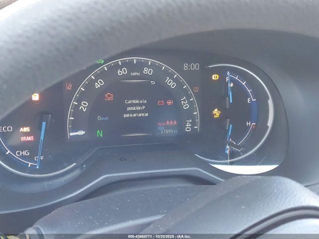 Toyota RAV4 Le Image 5