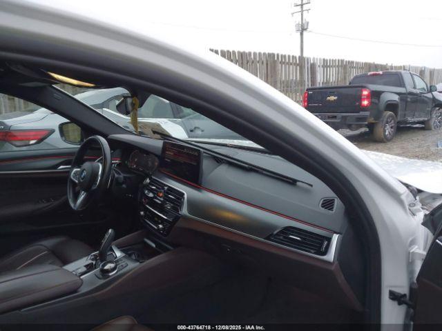 BMW 5 Series I Xdrive Image 10