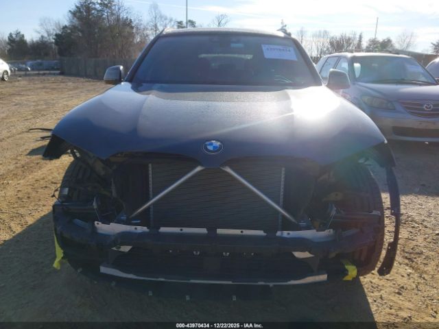 BMW X Series M40i Image 12