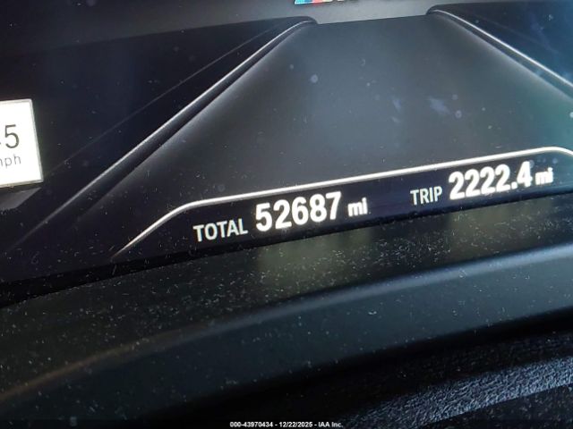 BMW X Series M40i Image 10