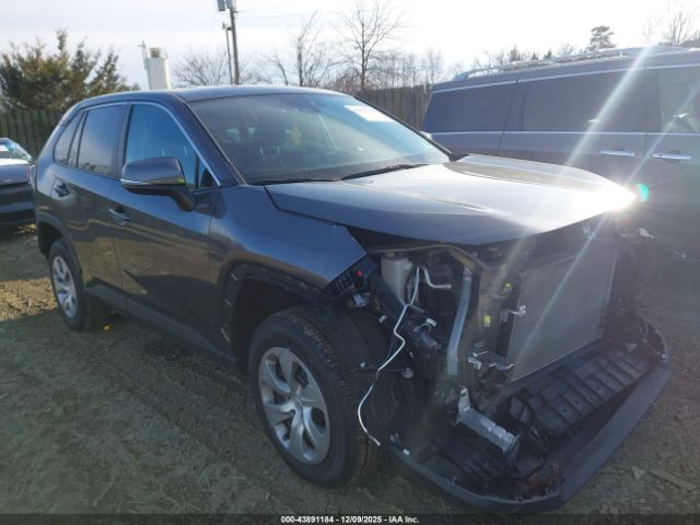 Toyota RAV4 Le Image 1