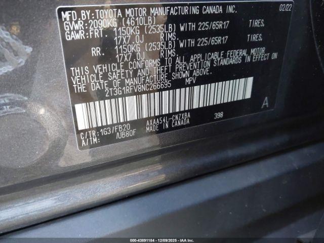 Toyota RAV4 Le Image 4