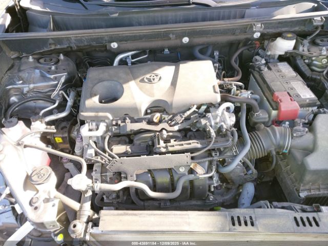 Toyota RAV4 Le Image 9