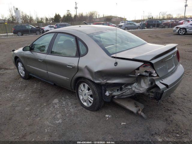 Ford Taurus Sel Image 16