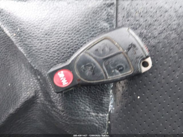 Mercedes-Benz E-Class Awd Image 16